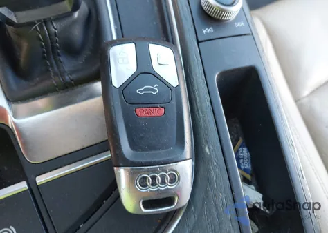 2018 Audi A4 2.0T Tech Ultra Premium/2.0T Ultra Premium z USA, uszkodzony, nr VIN WAUKMAF45JA112783